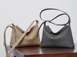 Wholesale High Quality Genuine Leather Ladies Handbags Customizable Spacious Design Casual Tote Zipper Closure Stylish for All - Product Image 2
