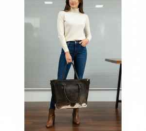 กระเป๋าถือสตรีทำมือสไตล์วินเทจ กระเป๋าโท้ทหนังแท้สะพายไหล่สำหรับผู้หญิง รุ่น LTB-05531 - Product Image 2