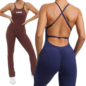 Mono de yoga de una pieza para chicas altas, con efecto fruncido en los glúteos, pantalones acampanados, ropa deportiva con logo personalizado - Product Image 1