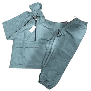 Conjunto Deportivo de Nylon Ligero Teñido Liso para Deportes Activos, Conjunto Deportivo Profesional de Nylon 100% Ligero Teñido Liso - Product Image 3