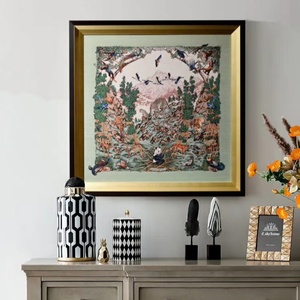 Peinture murale en soie de caractère vintage encadrée de mode rétro européenne Style vintage élégant - Product Image 2