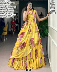 ชุดเลเฮนกาสีชมพูซิมโฟนี - Product Image 4