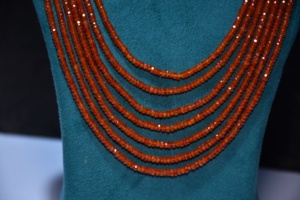 สร้อยคอลูกปัด Carnelian สำหรับเป็นของขวัญงานเลี้ยงงานแต่งงาน - Product Image 2