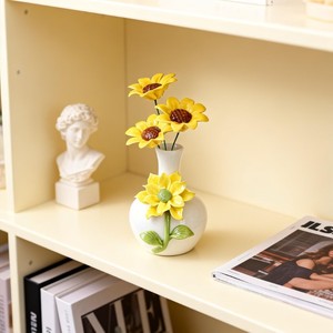 Decoración Moderna para Mesa, Florero de Cerámica Pintado con Esmalte, Exquisito y Duradero, de 8-16 Pulgadas, con Diseño de Girasol Blanco y Flores Amarillas - Product Image 3