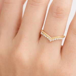 แหวนทองคำแท้ 9K 10K 14K 18K ดีไซน์เชฟรอน ประดับเพชรแล็บทรงกลม แหวนแต่งงานแบบมินิมอล แหวนซ้อนกันได้ แหวนแฟชั่นทันสมัย ขายส่ง - Product Image 5