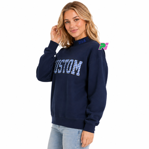 เสื้อสเวตเชิ้ตคอเต่าทรงโอเวอร์ไซส์สำหรับฤดูหนาว พร้อมลายปักตัวอักษรแบบกิ๊งแฮม ผ้าเป็นมิตรต่อสิ่งแวดล้อม สีสันตามสั่งและสีน้ำเงินกรมท่า - Product Image 6