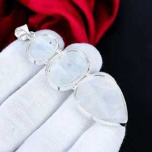 Colgante de Piedra Lunar Arcoíris Triple en Plata de Ley 925, Hecho a Mano, Joyería Boho, Regalo para Mujer - Product Image 2