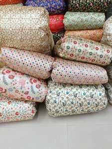 ผ้าเชอร์วานีปักมืออย่างประณีต พร้อมงานฝีมืออันวิจิตรงดงาม รายละเอียดหรูหรา เนื้อผ้าพรีเมียม เหมาะสำหรับชุดแต่งงานและงานเฉลิมฉลอง - Product Image 1