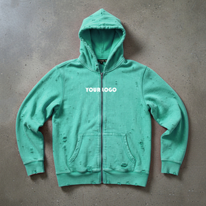 Sweat à capuche zippé surdimensionné personnalisé, imprimé et conçu sur mesure, éco-responsable, pour homme, avec design effet peinture pulvérisée et rivets, en molleton 100% coton - Product Image 1