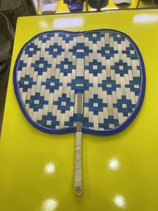 Abanico de Bambú con Diseño Pintado, Colores Naturales y Surtidos de Vietnam - Regalo Promocional - Product Image 6