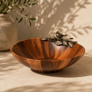 Bol à salade en bois d'acacia artisanal de qualité supérieure avec élégants accents d'oiseaux en étain, bol décoratif écologique pour fruits - Product Image 2