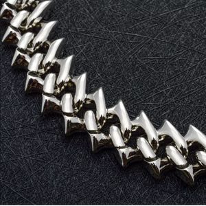 สร้อยคอฮิปฮอปแบบ Cuban Link หรูหราประดับเพชร Moissanite เกรด VVS เงินแท้ 925 รับรองโดย GRA พร้อมสลักโลโก้ตามสั่ง ขายส่ง - Product Image 6