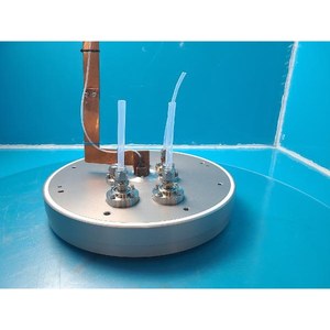 Shibaura Shibaura ICE ASH300RF Ensemble de plaques d'électrodes 1 pièce d'occasion en état actuel, pièces d'équipement semi-conducteur d'époque - Product Image 1