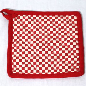 ที่จับหม้อผ้าแคนวาสลายตารางหลากสี ดีไซน์สวยสะดุดตา น้ำหนัก 135-200 กรัมต่อตารางเมตร ผลิตจากผ้าฝ้าย 100% สำหรับใช้ในครัวและบนโต๊ะอาหาร - Product Image 3