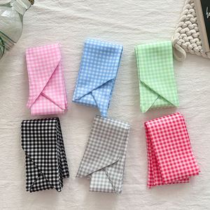 Juego de 6 Pañuelos de Seda Satinada con Diseño a Cuadros para Mujer, Accesorios para Asas de Bolsos, Pañuelos para el Cabello, Cintas para la Cabeza, Lazos - Product Image 4