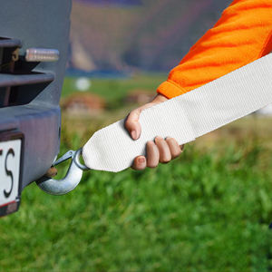 Cuerda de Remolque Roadpower de 2 Toneladas con Ganchos Reforzados que Aumenta la Seguridad Durante el Uso en Carretera Mejorando la Visibilidad - Product Image 3