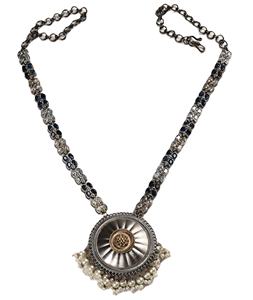 Ensemble de pendentifs vintage en forme de disque royal en acier inoxydable plaqué or antique et argent, motif floral bohème avec pierres de zircon, pour mariage féminin - Product Image 1