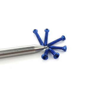 Tornillos Corticäl de 2.7mm, titanio grado 5 y acero inoxidable 316L, autorroscantes (130 piezas) - Product Image 1