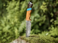 Couteau de chasse industriel OEM fait main DIY, en acier Damas, manche bois et résine, pointe clip, 9 pouces de longueur totale, étui en cuir