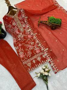 Traje Salwar de diseñador en color naranja, de tela CRUNCHY SILK pura de alta calidad, para mujeres o niñas, apto para todas las estaciones. - Product Image 6