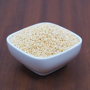 Graines de sésame brutes séchées, produit alimentaire au goût naturel et de qualité, emballées en sacs de 25 kg pour l'exportation - Product Image 5