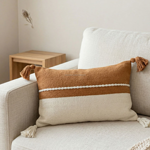Housse de coussin tissée à la main multicolore à fines rayures, coussin décoratif texturé, coussin d'appoint, décoration bohème pour la maison - Product Image 4