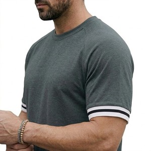 Conjunto Deportivo de Verano Personalizado al por Mayor, Camiseta y Pantalones Cortos Transpirables, 100% Algodón, Ropa Deportiva de Entrenamiento, Secado Rápido, Informal - Product Image 4