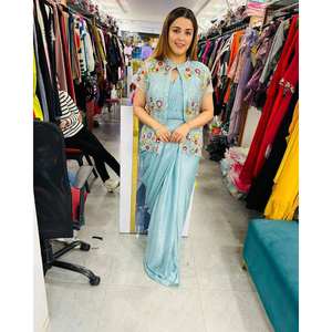 Sari Listo para Usar con Bordado para Fiestas y Eventos Nocturnos - Product Image 3