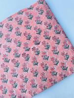 Tissu en coton pur de poids moyen, imprimé à la main, motif floral, écologique, doux et respirant, idéal pour la décoration intérieure, les sacs, les rideaux et les travaux manuels.