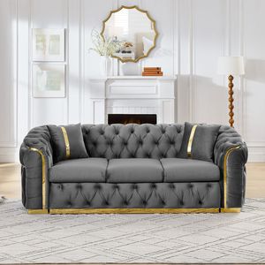 Divano Chesterfield di Lusso da 90,6 Pollici, Set Divano a 3 Posti in Velluto con Bottoni Trapuntati e 2 Accessori in Acciaio Inossidabile Dorato per Soggiorno - Product Image 1