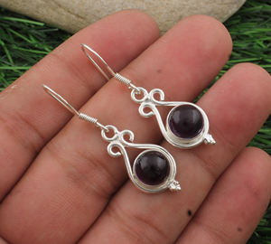 Boucles d'oreilles en améthyste violette naturelle, argent sterling 925, boucles d'oreilles pendantes délicates et luxueuses, améthyste taille poire, bijoux pour soirée - Product Image 2