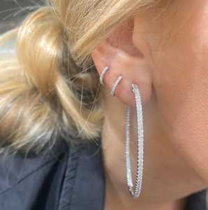 Grandes boucles d'oreilles créoles articulées en or massif 14K 18K, avec diamant solitaire rond de laboratoire double face, style minimaliste moderne, vente en gros - Product Image 4