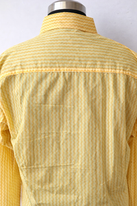 Camisa de algodón a rayas con estampado a mano |   Camisa Verde y Blanca con Botones |   Camisa Unisex Hecha a Mano por Artesanos |   Top de Moda Sostenible - Product Image 3