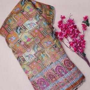 Brocado de seda Dola Banarasi puro y suave con estampado de elefante en base beige dorada con borde rosa y color vino. - Product Image 4