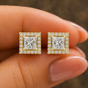 ต่างหูเพชรทรงปรินเซสคัท เพชรเลี้ยงในห้องปฏิบัติการ ทองคำแท้ 14K 18K แบบสี่ขาประดับเพชรรอบ DEF VVS ของขวัญครบรอบสุดคลาสสิก ODM ขายส่ง - Product Image 1