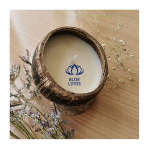 EN STOCK: Vela de Cáscara de Coco 2026, Cera de Soya Pura, para Decoración del Hogar y Regalos, Fragancia Duradera, Artesanía Premium - Product Image 1