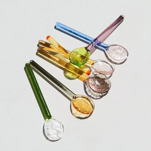 Cuchara de resina para uso en la cocina con calidad duradera. Cuchara de resina hecha a mano adecuada para la cocina diaria. Cuchara de resina para servir ensalada. - Product Image 1