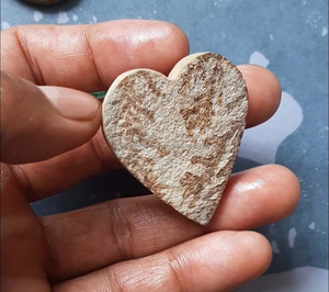 Meilleure qualité nacre étoile sculptée en vrac Cabochon pierre précieuse taille 30 mm pour la fabrication de bijoux de mariage pour les bijoux d'anniversaire - Product Image 2