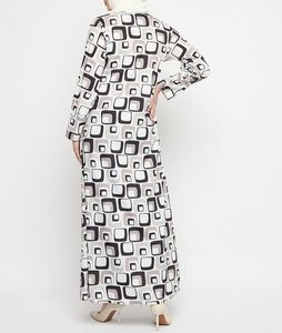 Modest Beautiful Dubai Abaya for Women Hand Work Kaftan Traditional Islamic Clothing and Accessory Designed for Muslims Style - Product Image 6