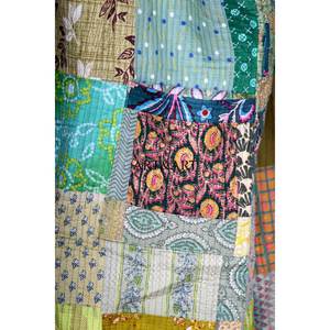 Nouvelle arrivée : Robe kimono vintage en soie patchwork Kantha, peignoir recyclé avec ceinture, vêtement de nuit pour femmes - Product Image 2