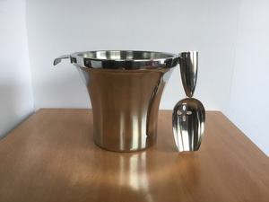 Cubo Metálico Reutilizable Ecológico para Uso Multipropósito - Product Image 1