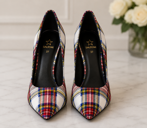 Escarpins à talons hauts en tartan écossais pour femmes – Chaussures à talons aiguilles à carreaux tendance pour les événements formels - Product Image 2