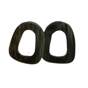 Pendientes Modernos de Cuerno de Buey para Conjuntos Modernos, Fabricante y Proveedor de la India, para Fiestas y Eventos de Moda - Product Image 1