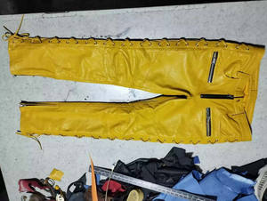 กางเกงนักขี่จักรยานเกย์นิ่มสำหรับผู้ชายกางเกงหนังแท้สีเหลืองเจ็ทผลิตจากร้านค้าออนไลน์ - Product Image 3