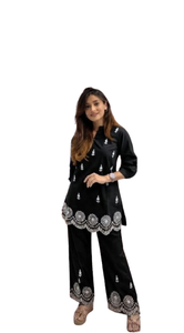 Elegante Conjunto Coordinado Casual de Mujer de Manga Larga con Botones hasta la Rodilla, Tallas Grandes Personalizadas, para Primavera y Vacaciones, 100% Ecológico - Product Image 1