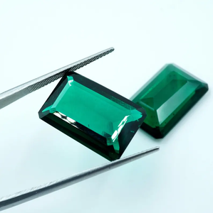 Par de Esmeraldas Verdes Zambianas Cultivadas en Laboratorio, Corte Esmeralda Facetado, 23 Quilates, 19x13x6mm, HAYAAT GEMS, Cambio de Color para Joyería - Product Image 4