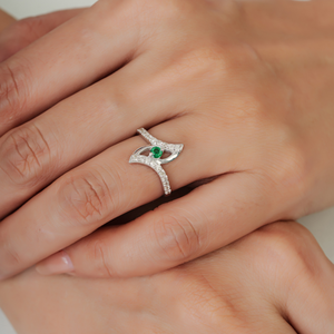 Solid 925 Sterling <b>Silver</b> Criss Cross Bypass Natural <b>Emerald</b> & Diamond <b>Ring</b> For Party Wear Women's Fine Jewelry - Product Image 2