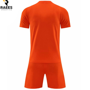 Service OEM, fabrication au Pakistan, uniformes de football de qualité supérieure, en stock, uniformes de football disponibles - Product Image 3