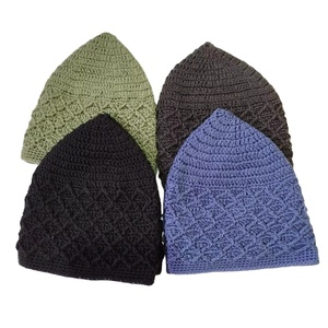 Precio barato Nuevo gorro de oración musulmán de ganchillo Gorros de oración para hombres musulmanes Gorro liso con parte superior Skull Kufi Precio bajo al por mayor de Bangladesh. - Product Image 2