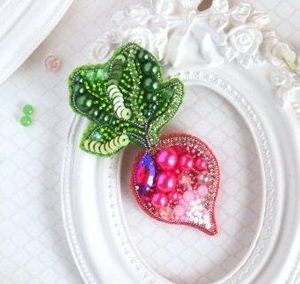 Elegant Handmade Embroidered Beaded Butterfly Brooch Artistic Fashion Jewelry Gift for Women - Product Image 3
